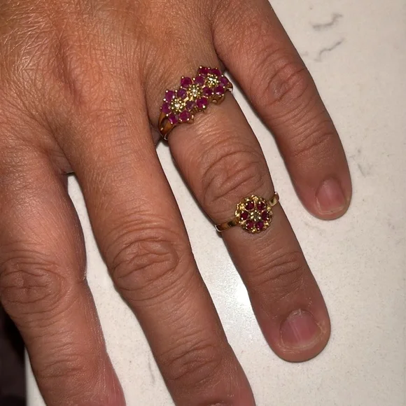 14k Gold Rubies & Diamond Ring - Picture 13 of 13